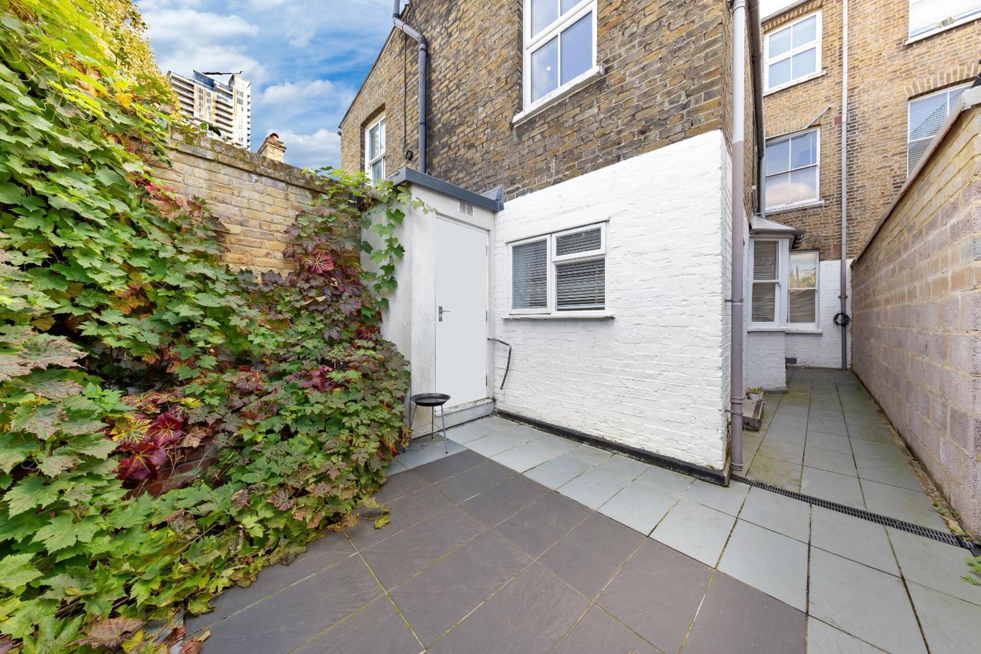 Luxury 4-Bedroom Modern Flat In Central London Steps From Station, Sleeps 9 In Style! Exterior photo
